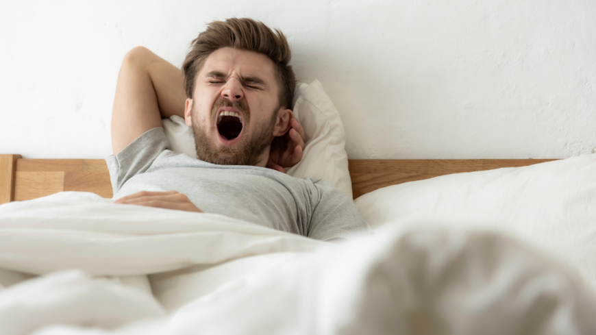 Kroonisen väsymysoireyhtymän oireita ovat muun muassa unihäiriöt. Kuva: Shutterstock