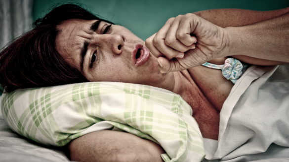Kaikki keuhkokuumeesta (pneumonia) – oireet ja hoito