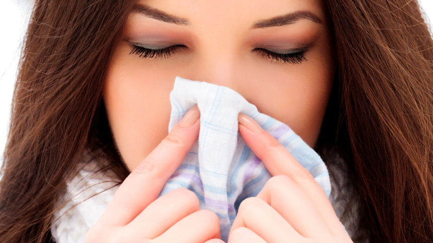 Nenäpolyypit ovat nenän limakalvon pullistumia, jotka voivat vaikeuttaa hengittämistä nenän kautta.