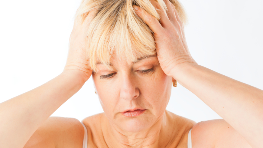Aivokasvaimet voivat ilmetä päänsärkynä, mutta oireita on muitakin.